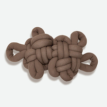 Thumb knot yarn kisshou