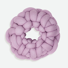 Thumb knot yarn hana